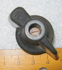 sehr alter Bakelit Zeiger-Knopf