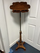 Ein makelloser Leseständer