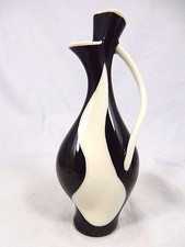 Formschöne / well shaped  50´s black & white Design Lindner Porzellan Vase 16 cm