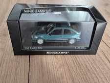 Minichamps Modellauto 400045971 - Opel Kadett E GSi - 1:43 - Blau - selten