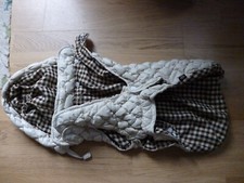 Hundemantel mit Kapuze - wie neu -