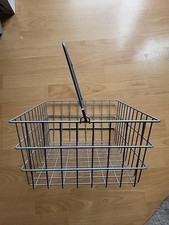 Fahrrad- Zubehör: Metall-Körbchen- sehr guter Zustand 