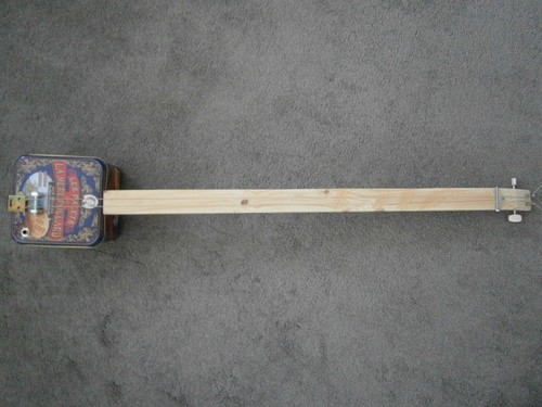 Saitige cigar box canjo - box,