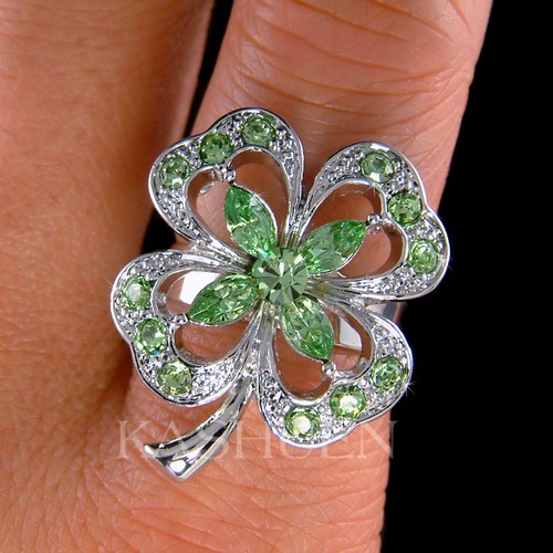Kleeblatt mit swarovski - 4,