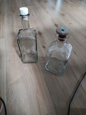 Flaschen  mit  Stopfen