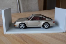 UT  Porsche 911 993 beige