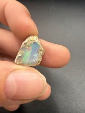 Opal Welo 6.10ct Edelstein