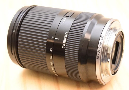 Tamron 200mm 6 - 18-200mm, f3.5-6.3