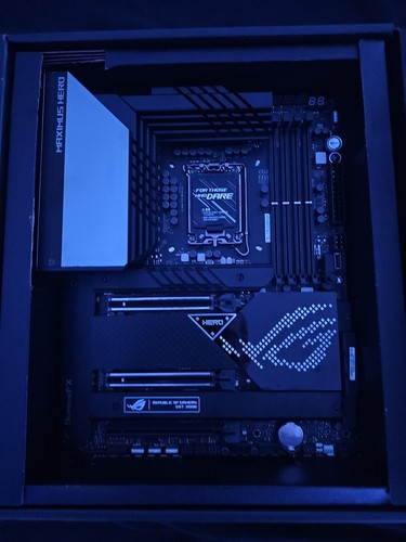 Asus rog maximus z690 hero - rog,