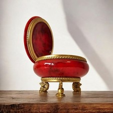 Alabaster Schatulle Vintage Schmuckdose handgeschnitzt mit Delfintatzen Messing