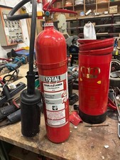 co2 Löscher 5kg mit neuer Prüfung Oktrober 25   div.Marken