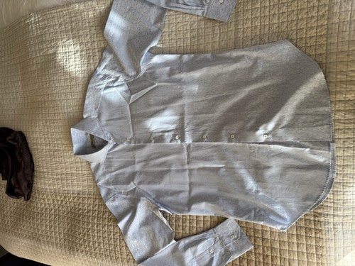 Schönes blaues shirt - schönes,