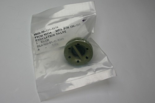 Pilot oxygen mask exhalation - pilot,