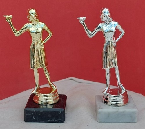 Extra pokal für die - pokal, damen