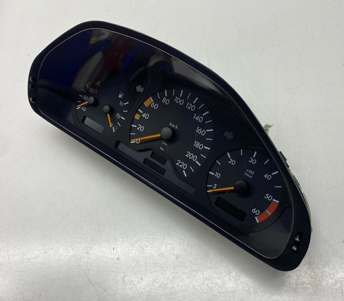 Mercedes w202 klasse c250td - mercedes,
