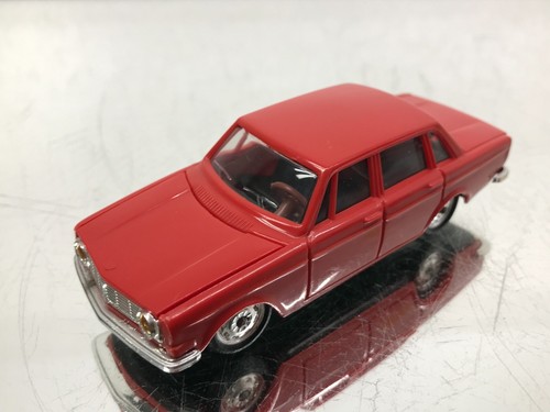 Minialuxe volvo 144 sedan - 144,