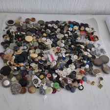 Omas alte Knopfsammlung