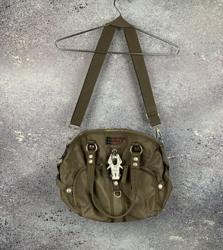George gina lucy - gina, styletto
