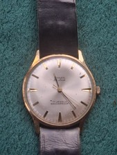 Mechanische Herrenarmbanduhr