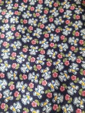 Westfalenstoff TEDDYBÄREN in blau mit roten Blumen 1,50 x 1 Meter Breite x Länge