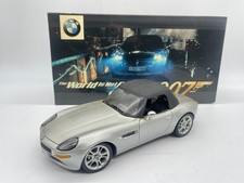 Modellautos 1:18 Kyosho BMW Z8 James Bond Edition 007 mit OVP