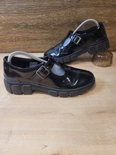 Clarks Evyn Uk 6,5 T Bar K Chunky Sole T-Bar Gloss Black Schulschuhe