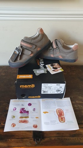 Memo ältere mädchen jungen - ältere,