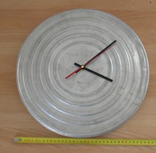 Clock Uhr Wanduhr ᴓ 37 cm aus vintage Alu Filmdose upcycling  Retro Industrial