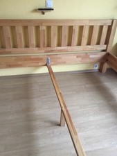 Bettgestell.  200 x 200 cm