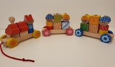 31-tlg. Nachzieh-Holzzug Eisenbahn Stapelzug Steckspielzeug