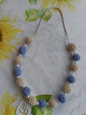 Handgefertigte Halskette aus Baumwolle Lurex gehäkelt