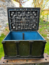 Antike Eisenkassette