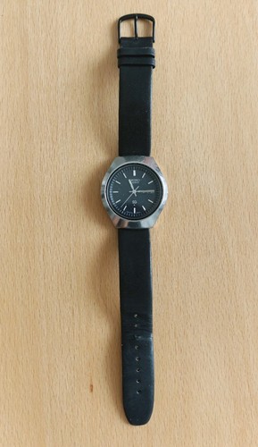 Vintage seiko quartz - sq, day
