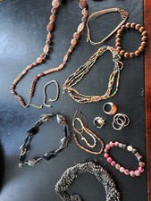 Schöner Modeschmuck. Ketten, Armbänder  Ringe