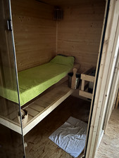 Woodgarten 38mm Massivholz Sauna mit 9kw Bio Ofen inkl. Dachkranz mit Led