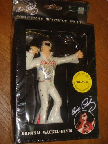 Elvis presley wackel car - elvis,