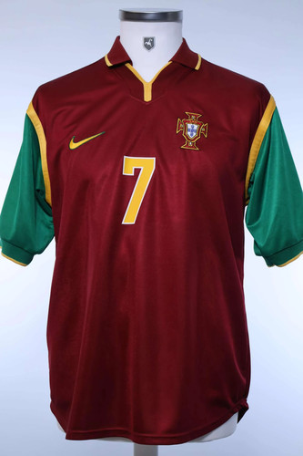 Portugal 2002 figo - 2002/04,