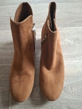 Neu! elegante  Damenstiefelette in  cognac von Tamaris  Gr. 40