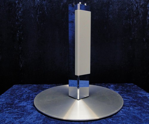 Loewe center floor stand - floor,