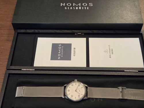 Nomos club neomatik - club, campus