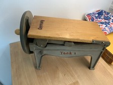 Antique Cast Iron Teck 1