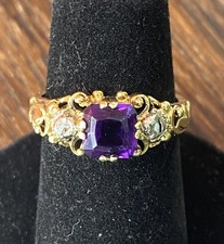 Antiker Ring 585 Gelbgold mit Amethyst und zwei Rosendiamanten