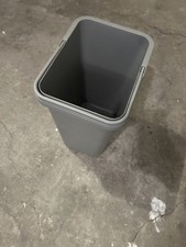 Behälter bzw. Mülleimer