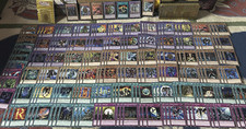 YuGiOh DELUXE Jaden Schicksal Böse & Elementarheld Deck Sammlung, Tin & Spielmatte