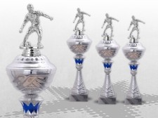 3er FUSSBALL Pokale mit Figur