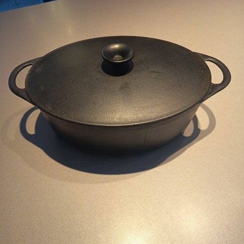 Alter ovaler kochtopf aus - ovaler,