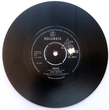 HANK MARVIN 7" Sacha + Sunday