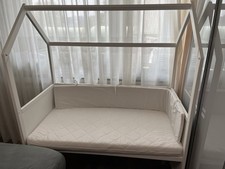 Babybett und Matratze Kinderbett Babywiege Weißbett Babybett