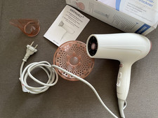 PROFESSIONAL HAARTROCKNER**MAX. 2.500 WATT**INCL. INFRAROTSENSOR***FÖN***NEU***