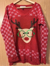 Tiara International roter